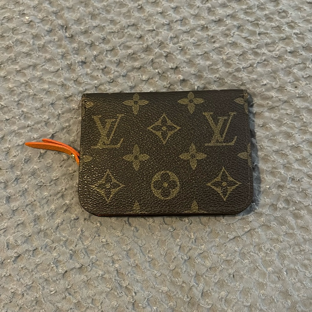 - Authentic Louis vuitton wallet